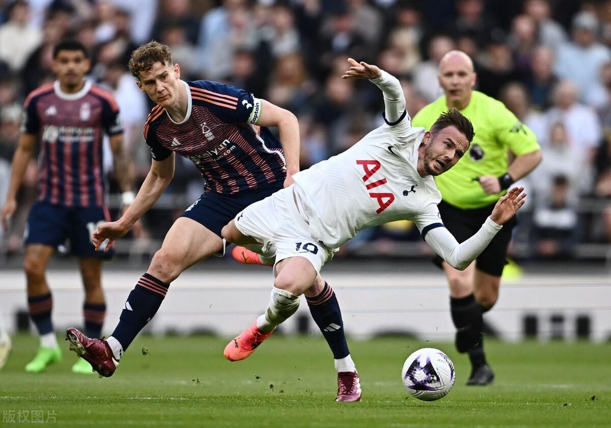 乐动体育官方网站-包含萨拉戈萨客场惊险取胜，积分榜略有上升的词条